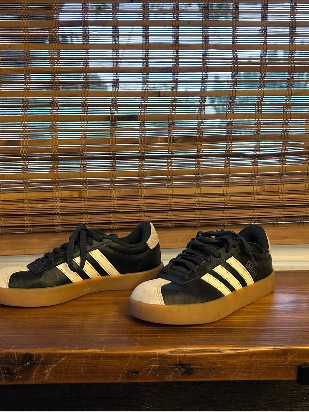 adidas low top